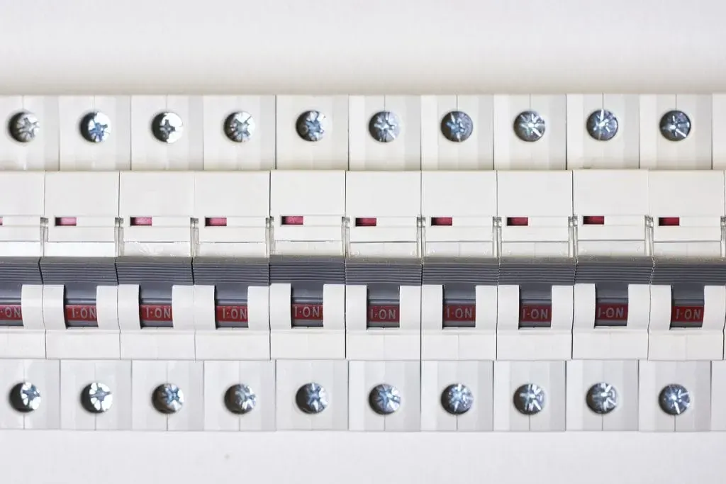 Repair or Replace a Circuit Breaker Panel: Which Is Best for You?