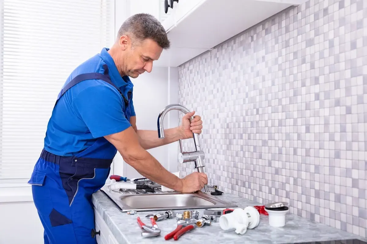 Tips on Finding the Right Plumber